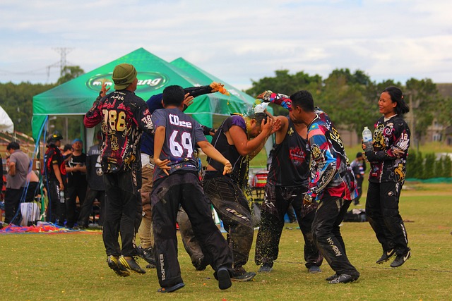 通过中场的 通过中场的